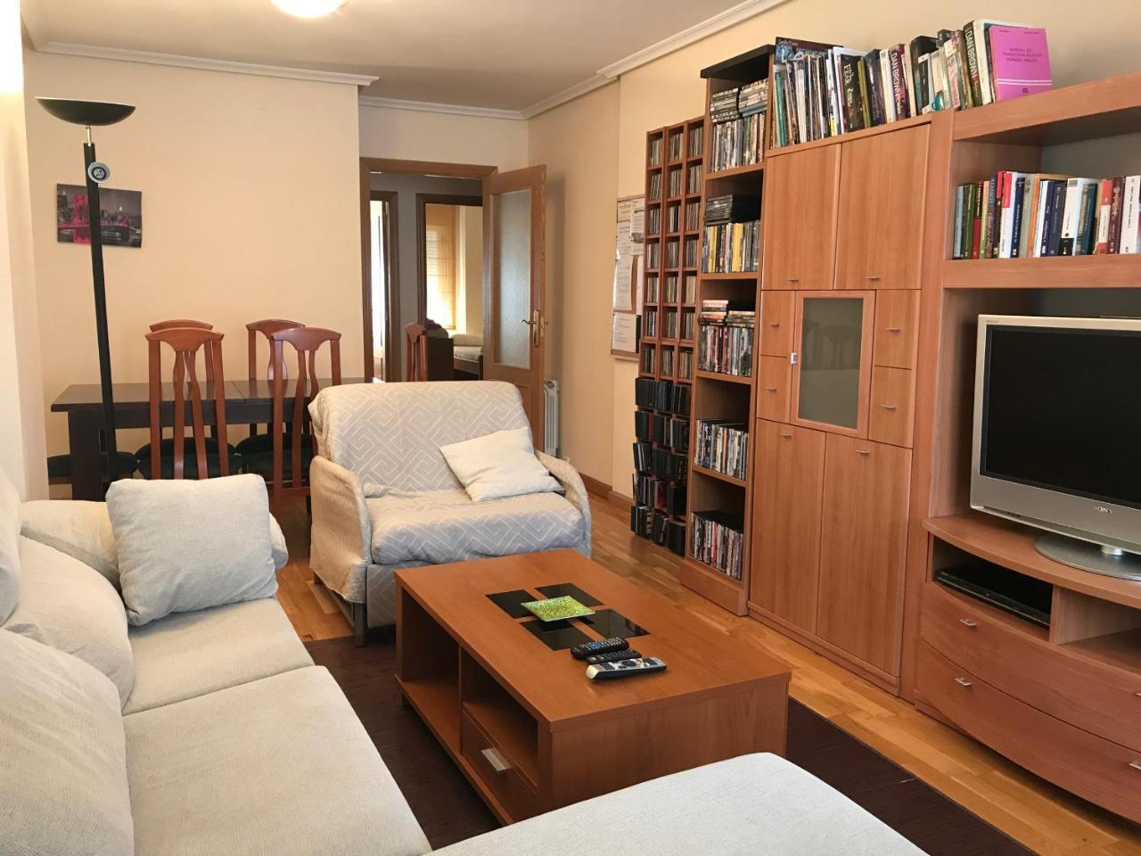 Apartamento La Cenicienta Apartment Leon Exterior photo